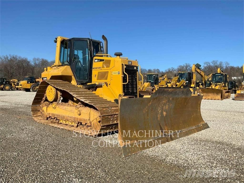 CAT D6N LGP ブルドーザー