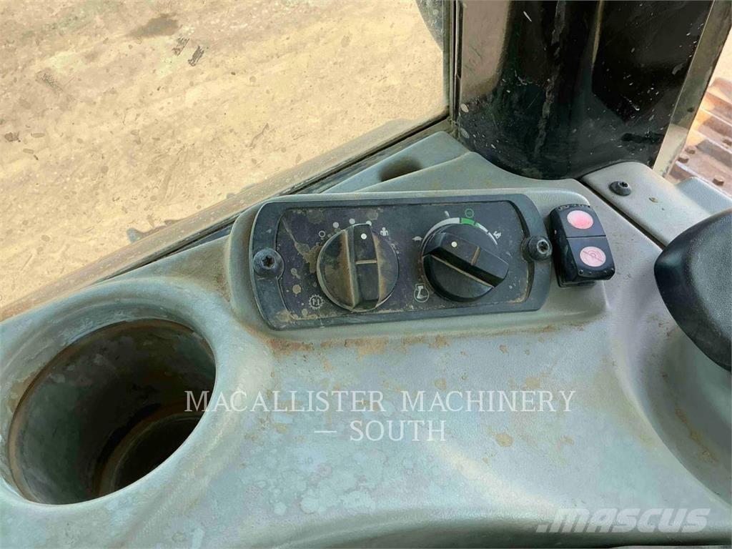 CAT D6NLGP ブルドーザー