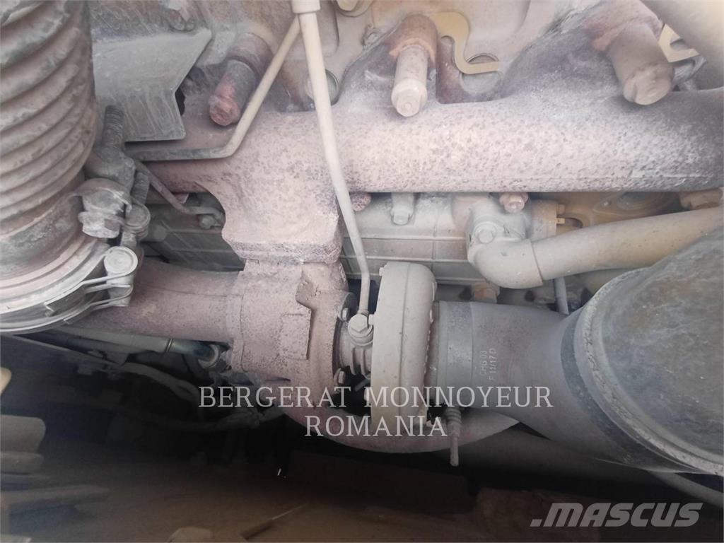 CAT D6NXL ブルドーザー