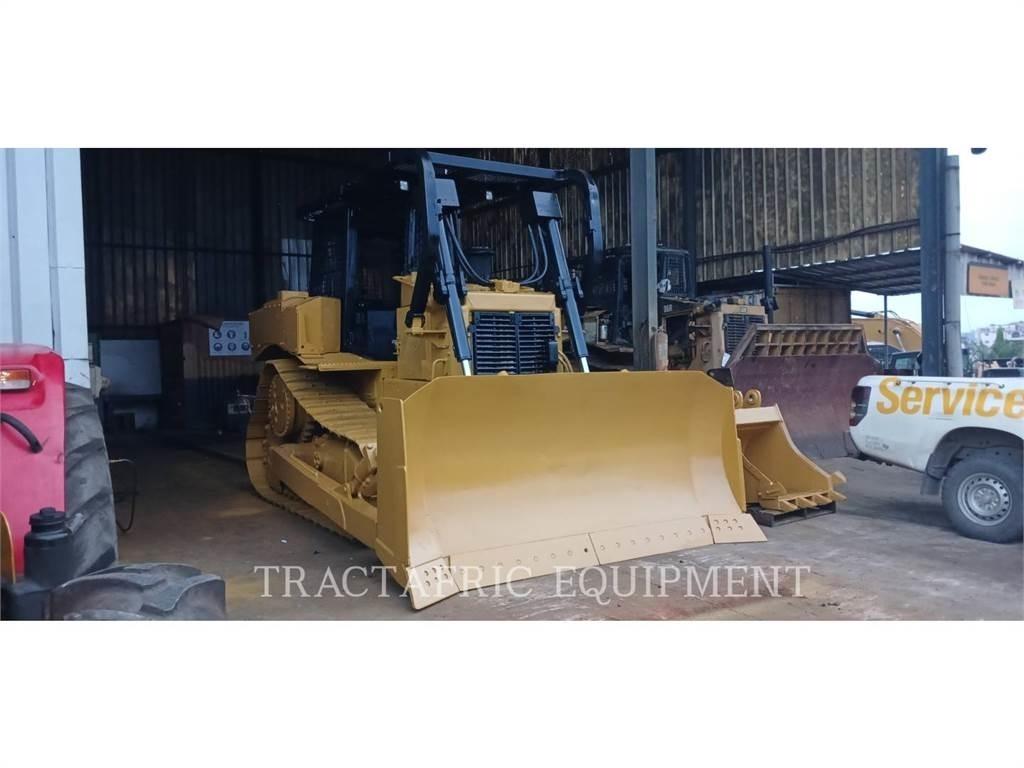 CAT D6R2 ブルドーザー