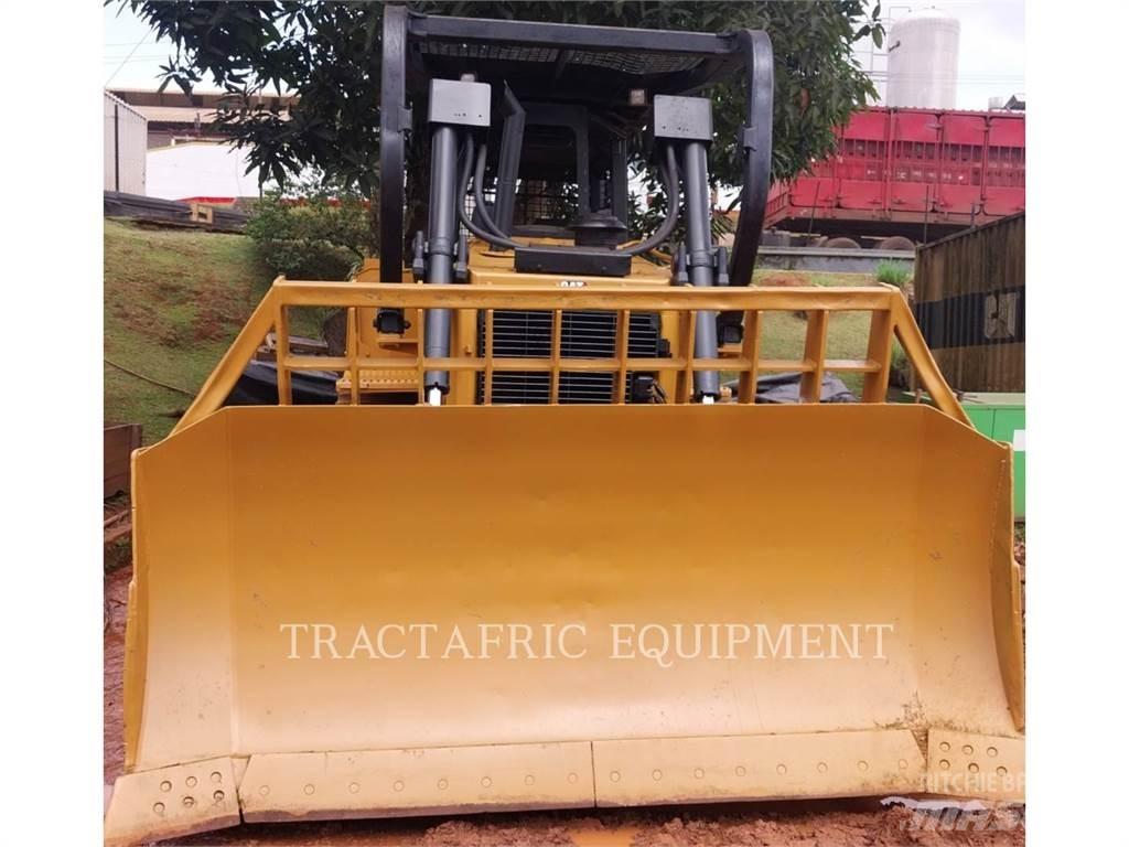 CAT D6R2XL ブルドーザー