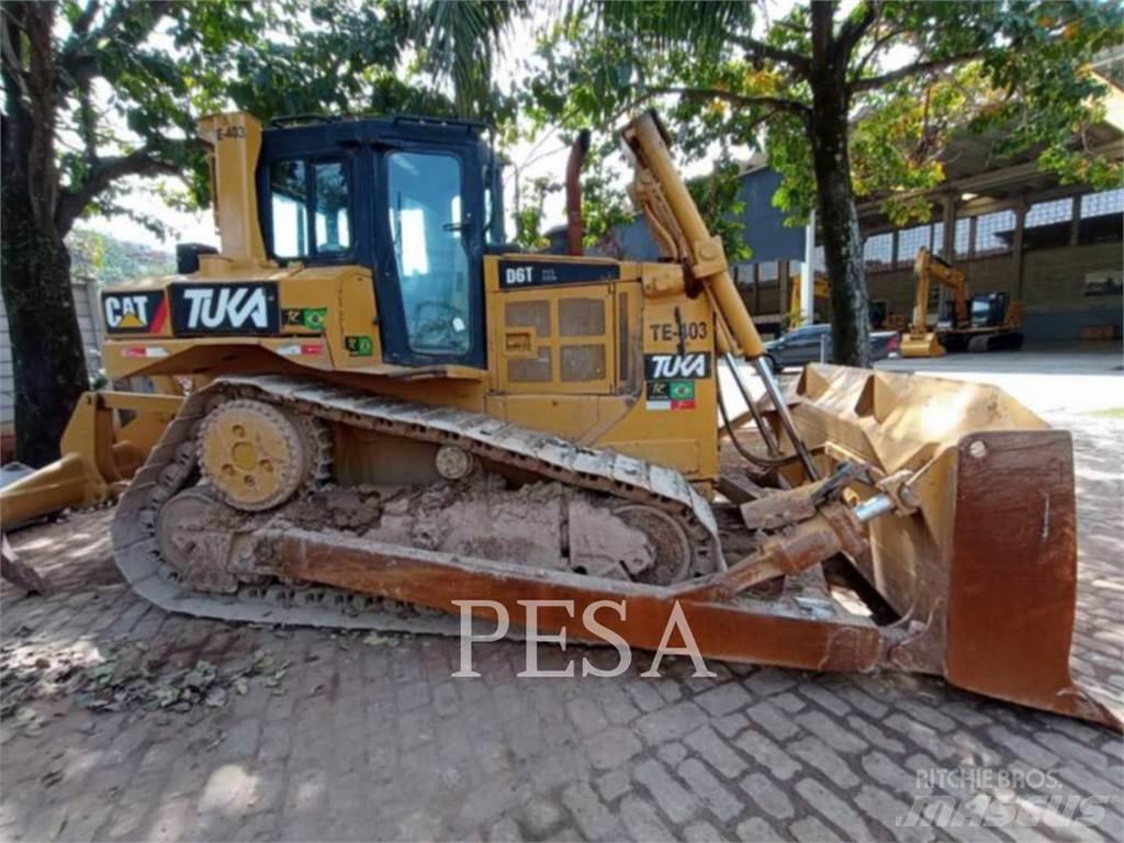 CAT D6T ブルドーザー