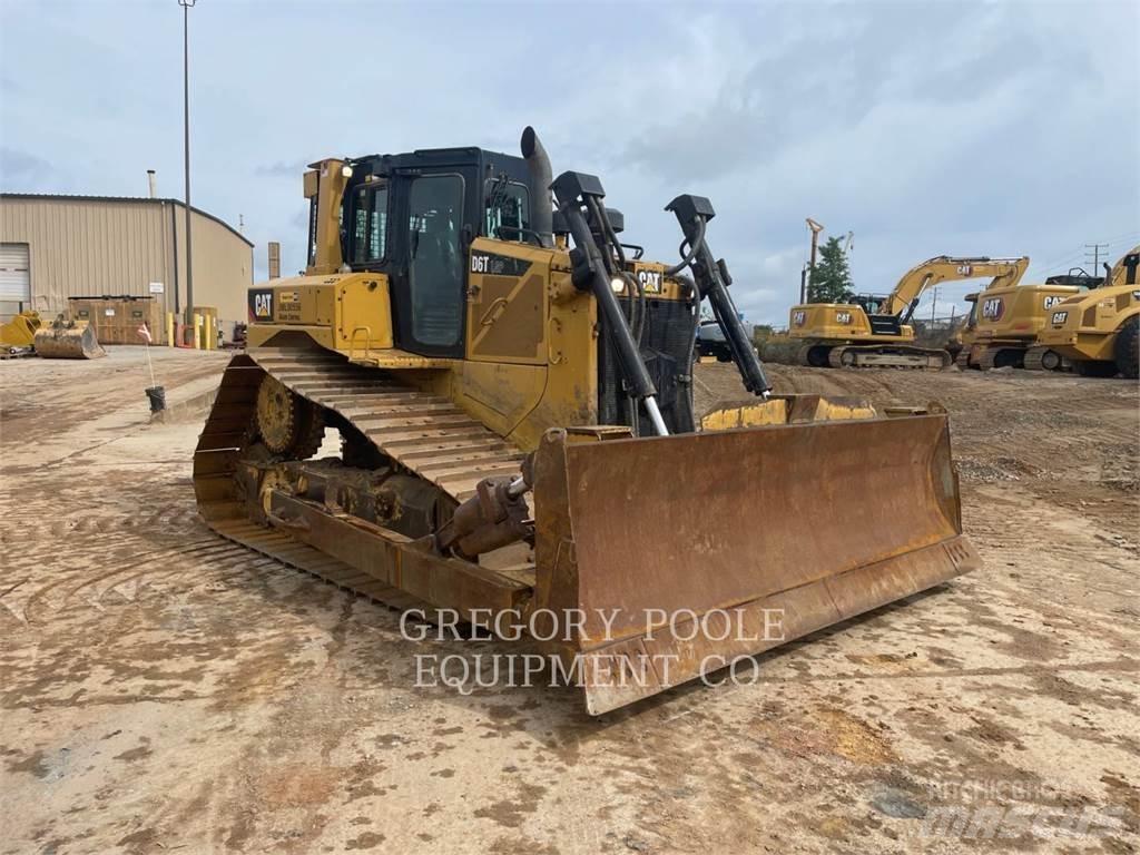 CAT D6T ブルドーザー