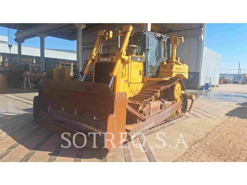 CAT D6T ブルドーザー
