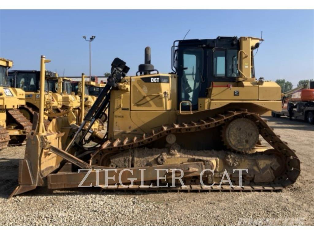 CAT D6T ブルドーザー