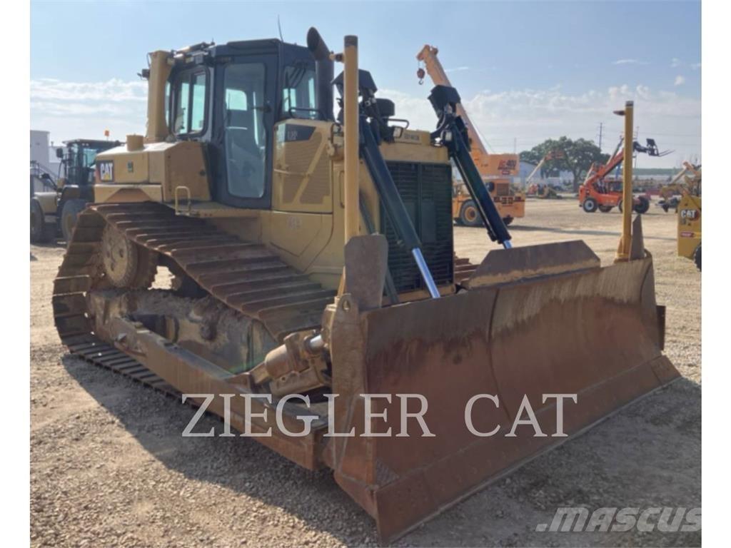 CAT D6T ブルドーザー