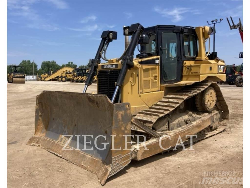 CAT D6T ブルドーザー