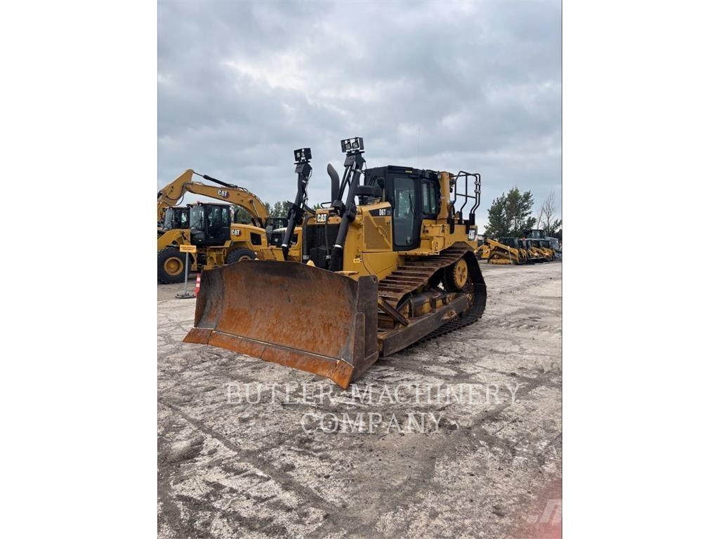 CAT D6T ブルドーザー