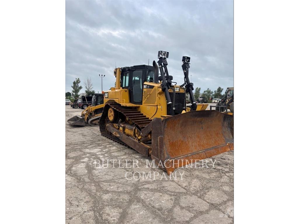 CAT D6T ブルドーザー