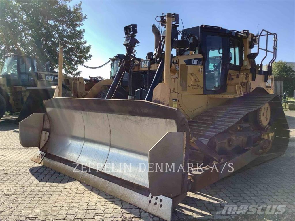 CAT D6T ブルドーザー