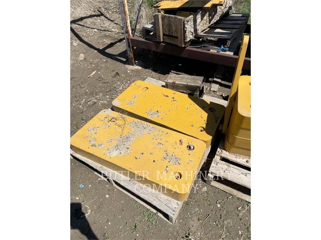 CAT D6T COUNTERWEIGHTS 建設機械 -　その他