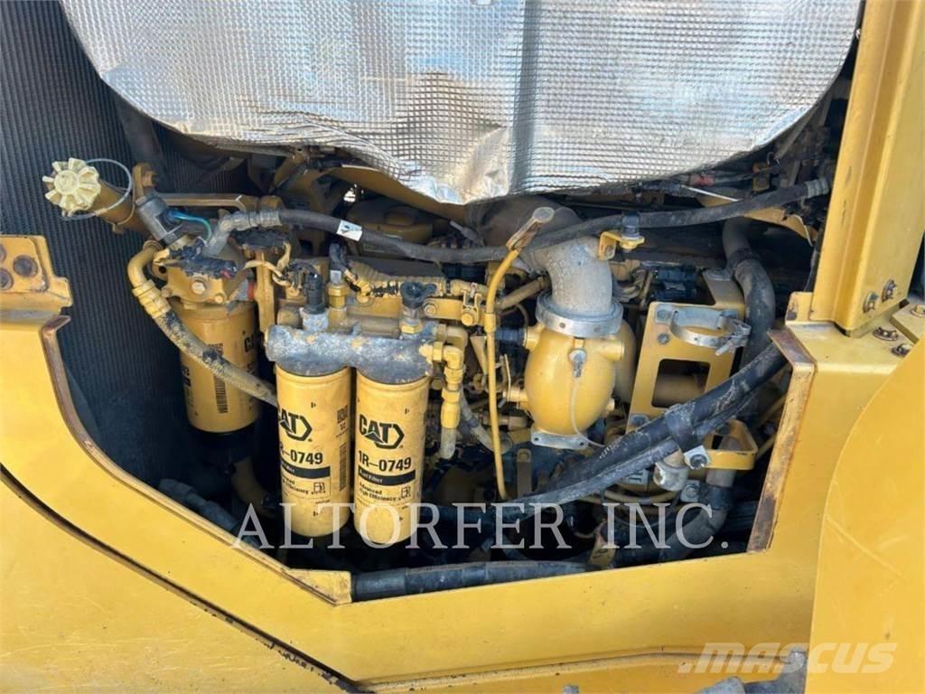 CAT D6T LGP ブルドーザー