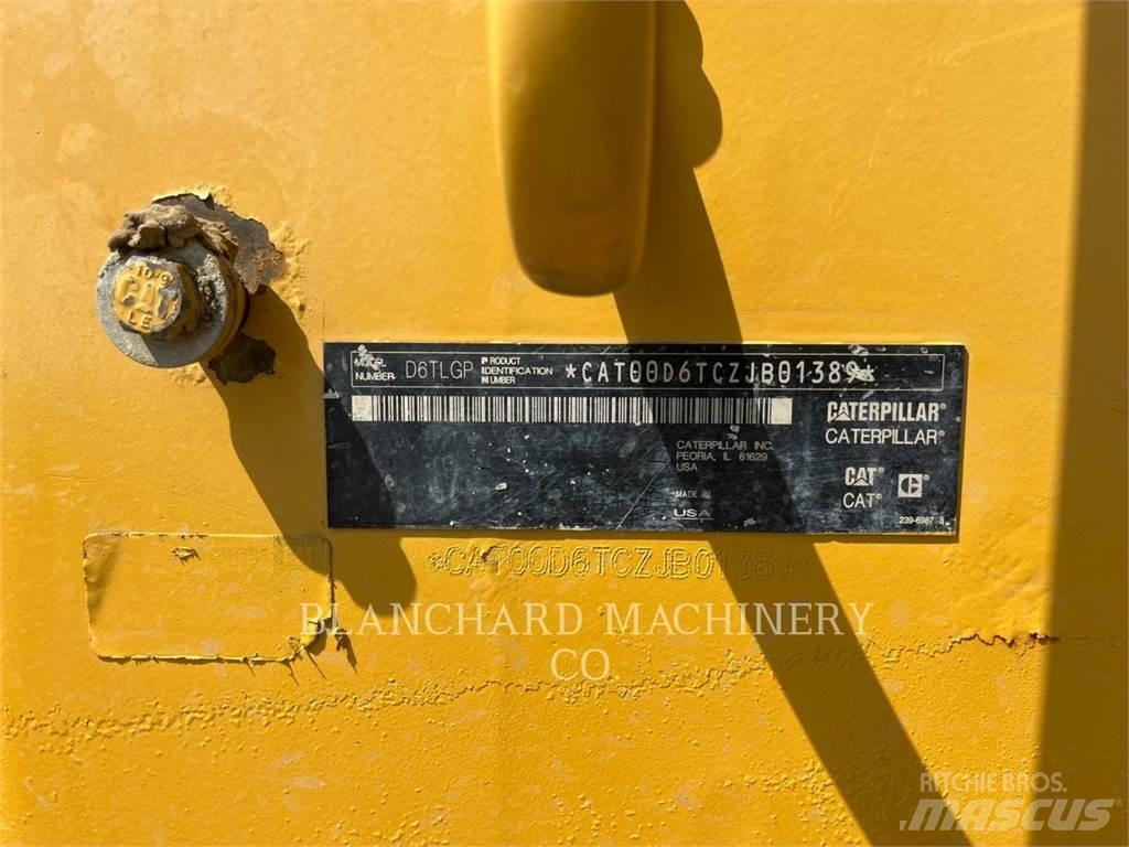 CAT D6T LGP ブルドーザー