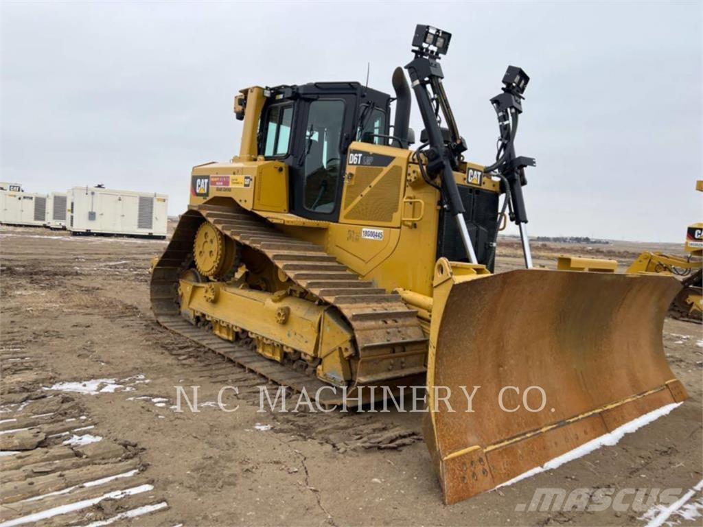 CAT D6T LGPVP ブルドーザー