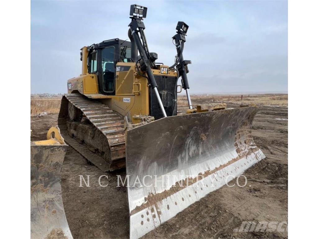 CAT D6T LGPVP ブルドーザー