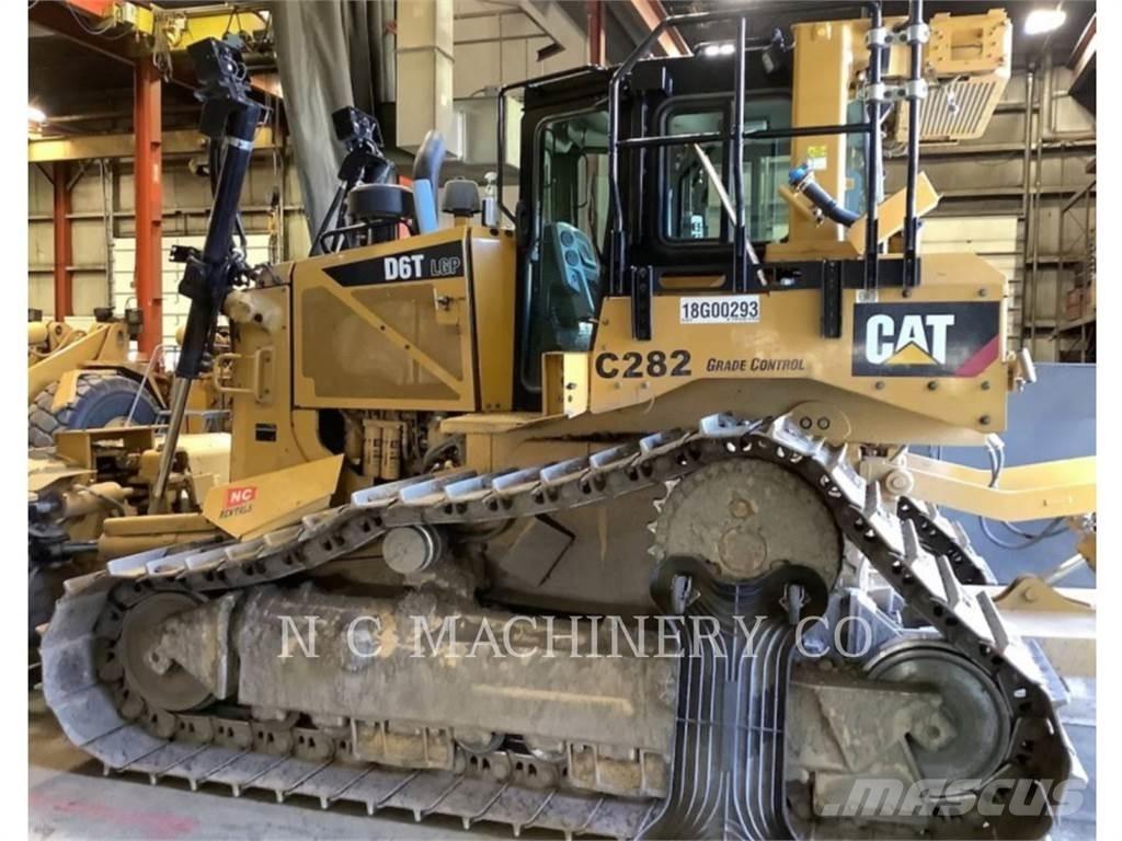 CAT D6T LGPVP ブルドーザー