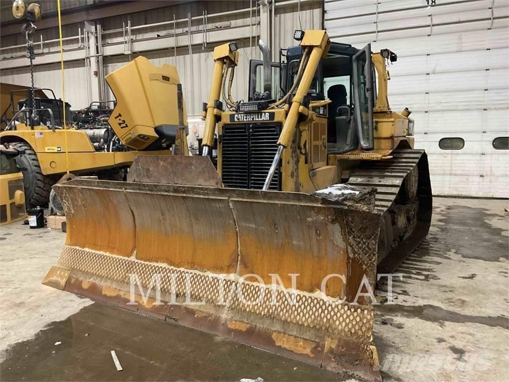 CAT D6T XW ブルドーザー