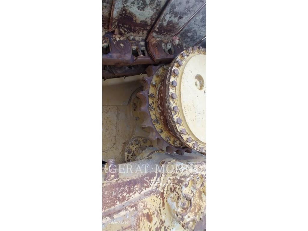 CAT D6T4F LGP ブルドーザー