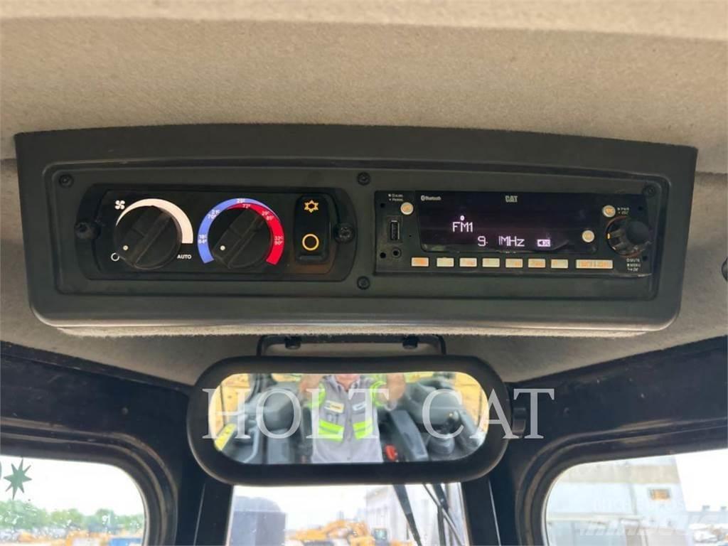 CAT D6XELGPVP3 ブルドーザー