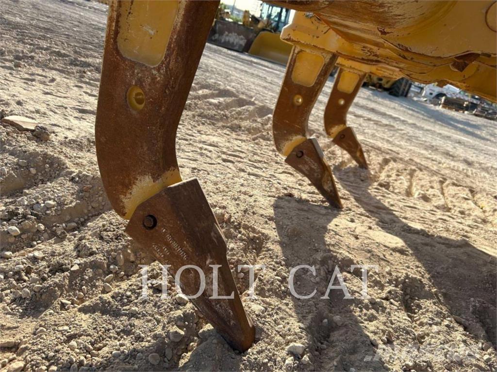 CAT D6XELGPVP3 ブルドーザー