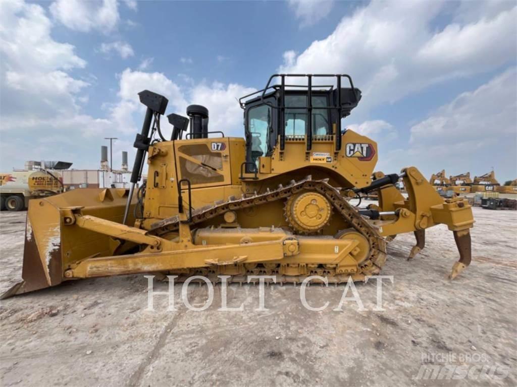 CAT D7 ブルドーザー
