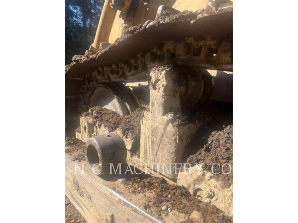 CAT D7G ブルドーザー