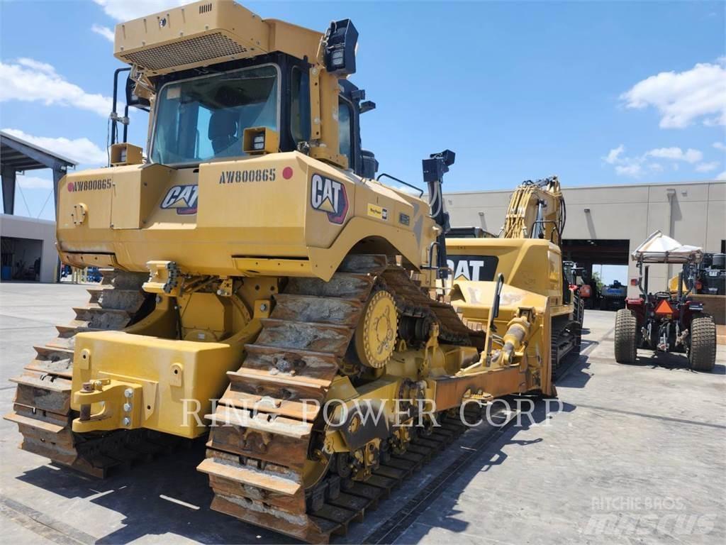 CAT D8 ブルドーザー