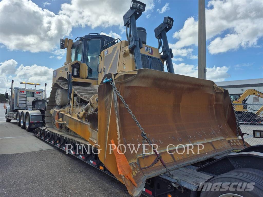 CAT D8 ブルドーザー
