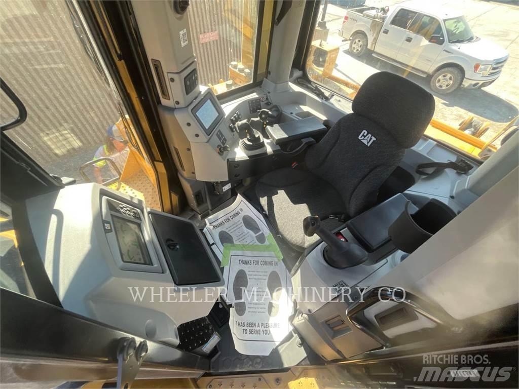 CAT D8 SU ブルドーザー