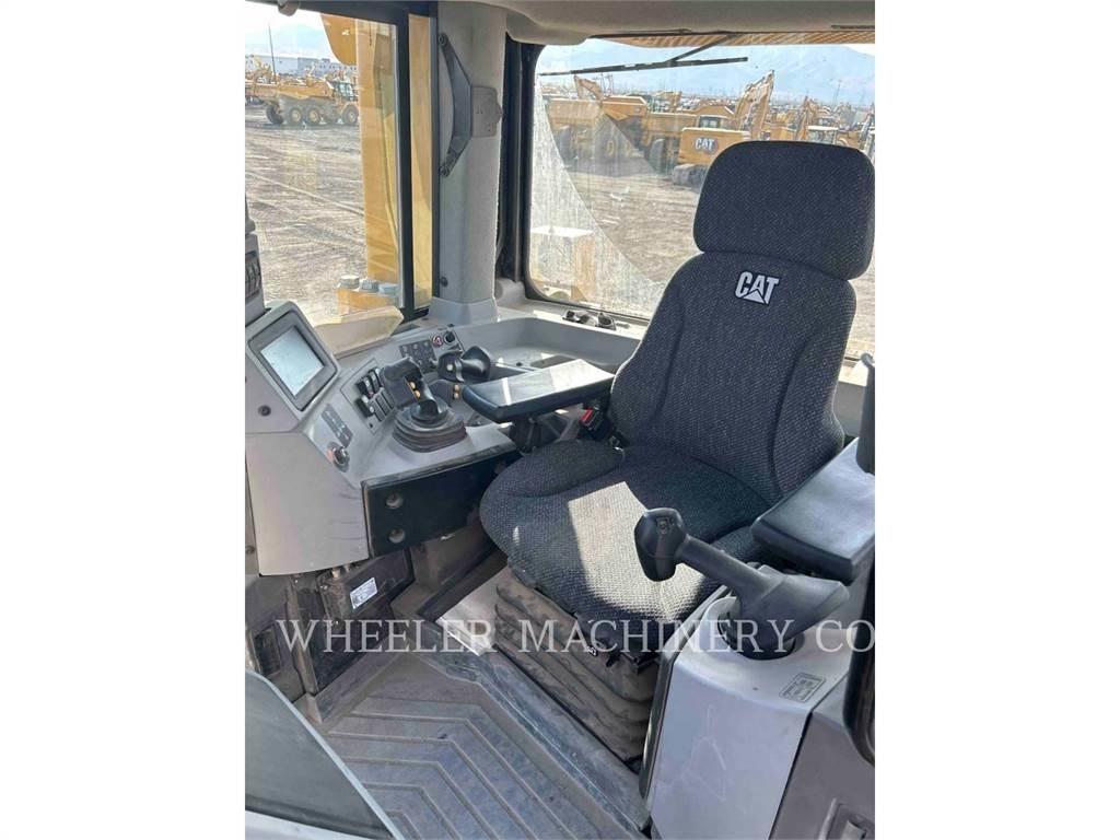 CAT D8 SU ブルドーザー