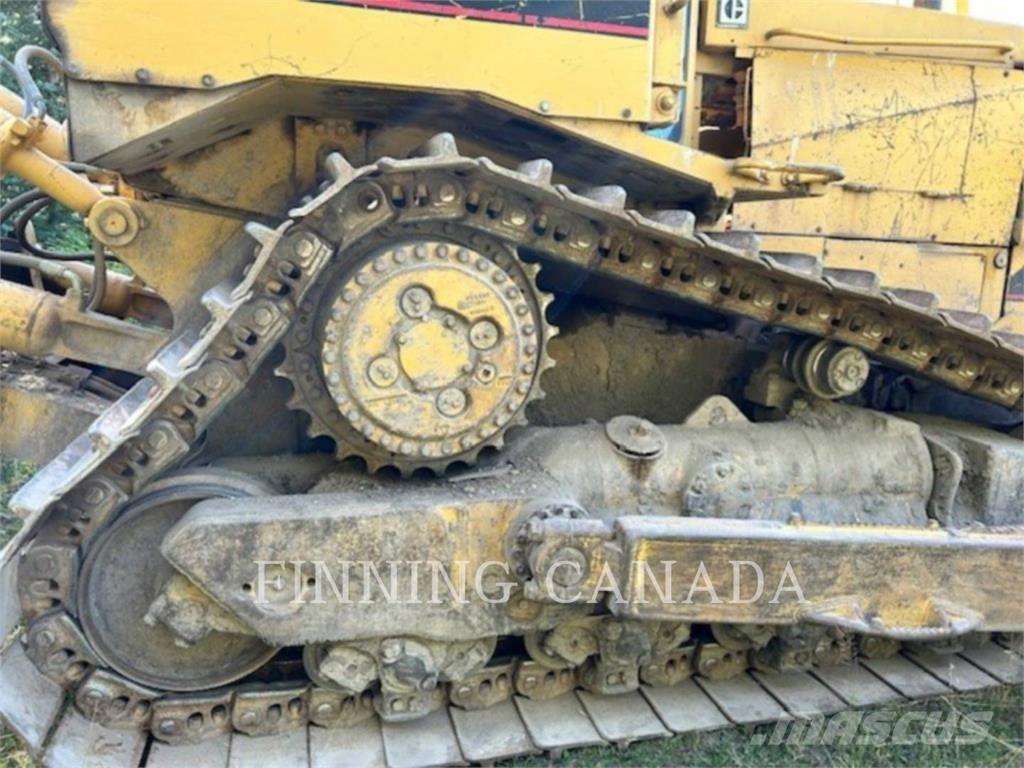CAT D8N ブルドーザー