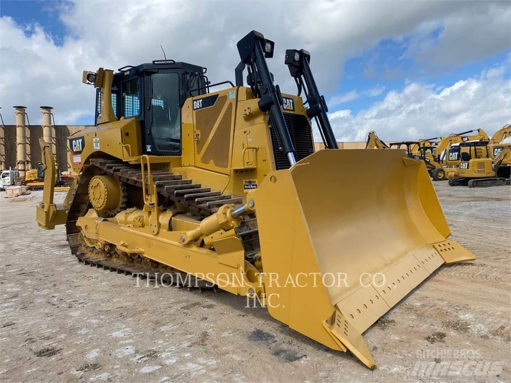 CAT D8T ブルドーザー