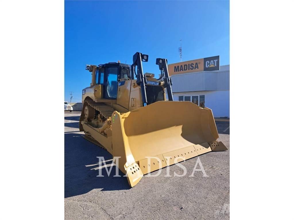 CAT D8T ブルドーザー
