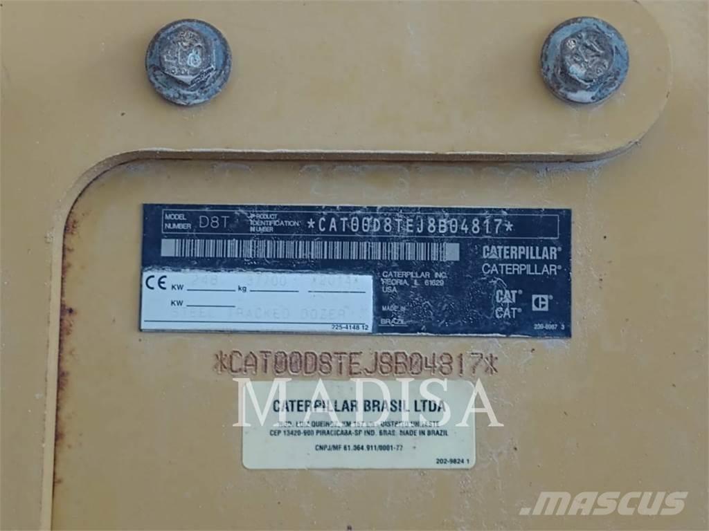 CAT D8T ブルドーザー