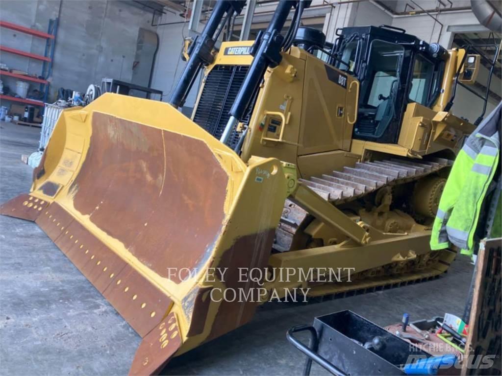 CAT D8T ブルドーザー