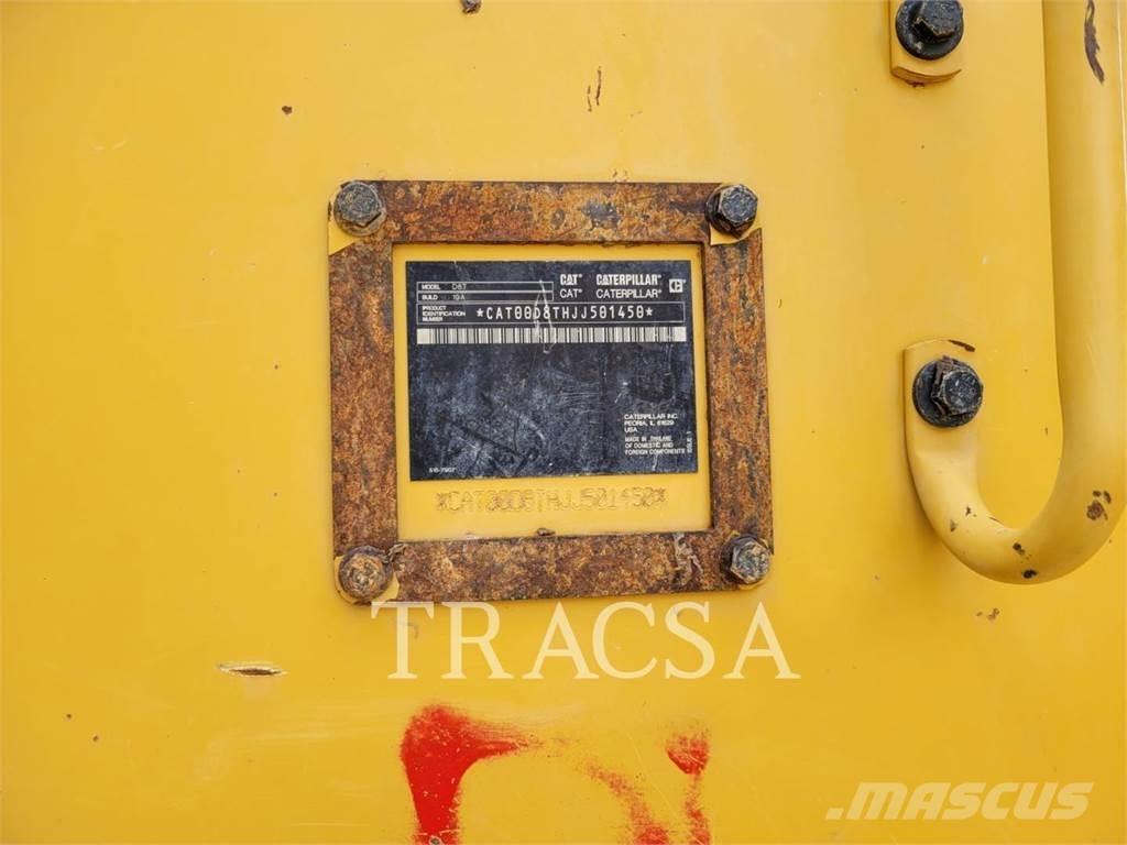 CAT D8T ブルドーザー