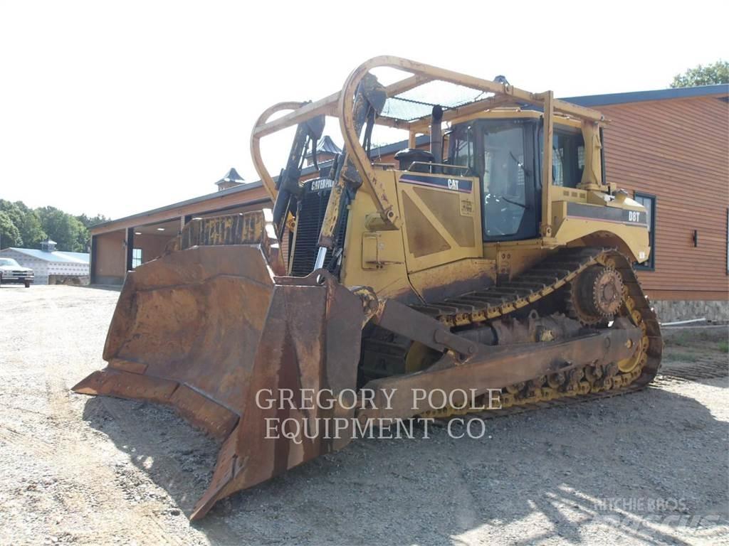 CAT D8T ブルドーザー