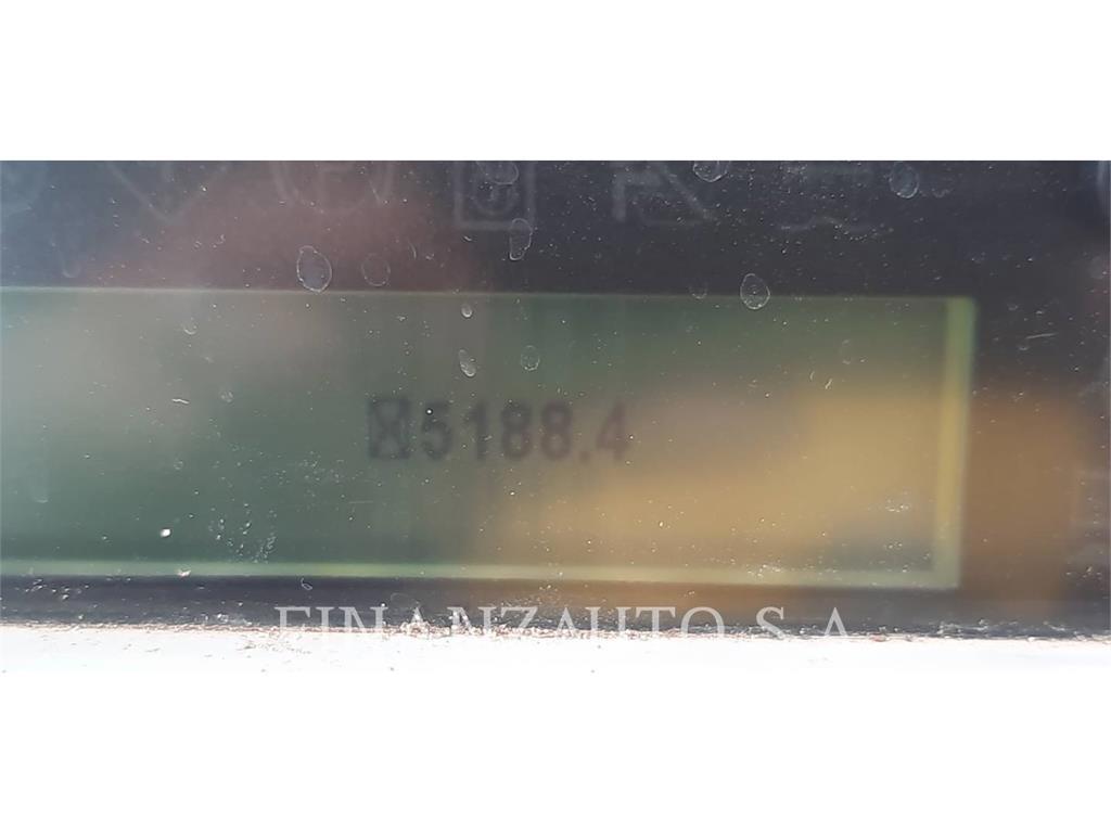 CAT D8T ブルドーザー