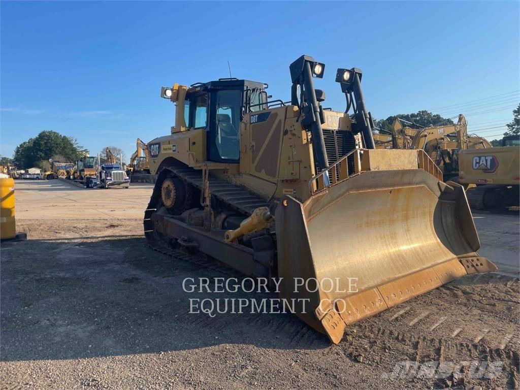CAT D8T ブルドーザー