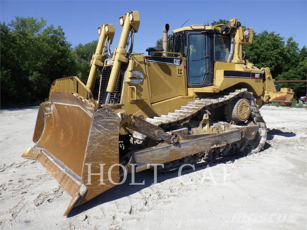 CAT D8T ブルドーザー