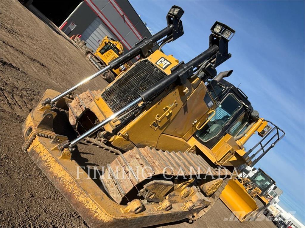 CAT D8T ブルドーザー