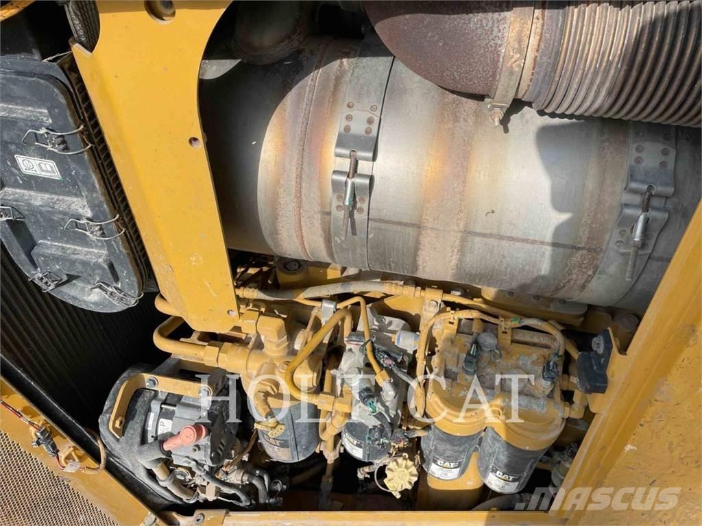 CAT D8T MS ブルドーザー
