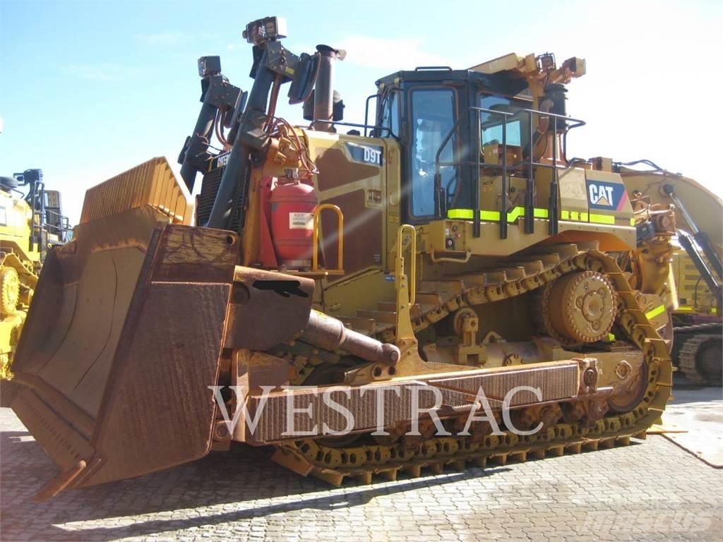 CAT D9T ブルドーザー