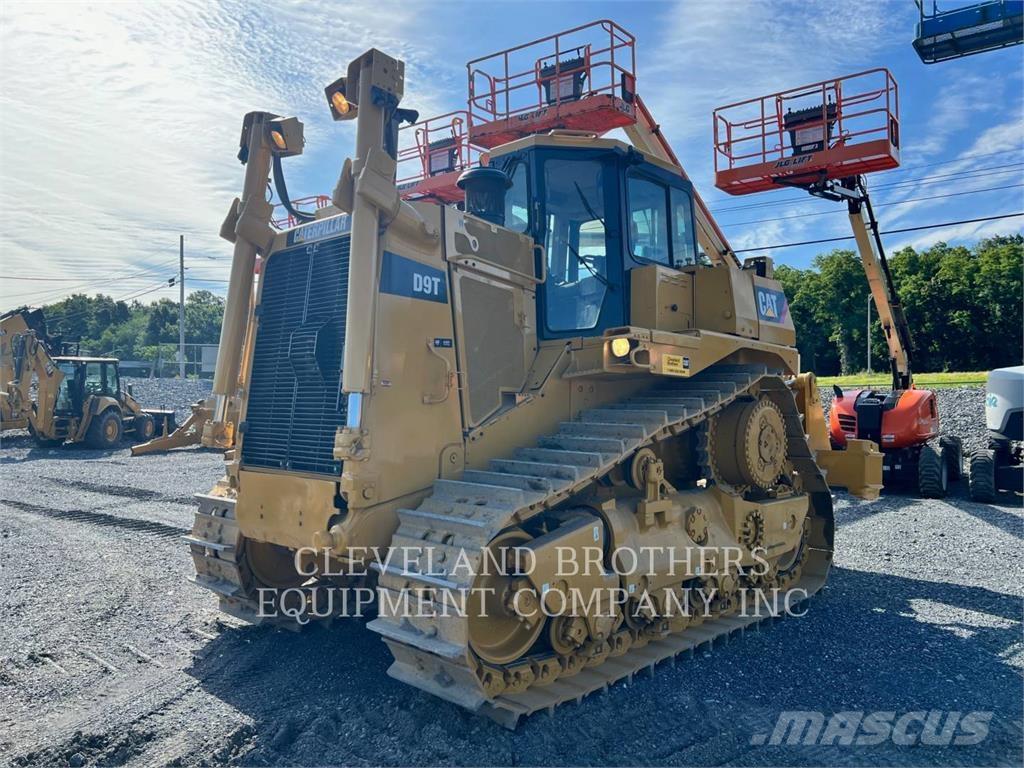 CAT D9T ブルドーザー