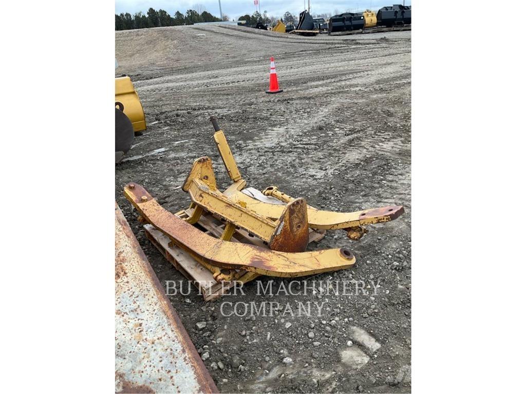 CAT FRONT SCARIFIER スカリファイヤ