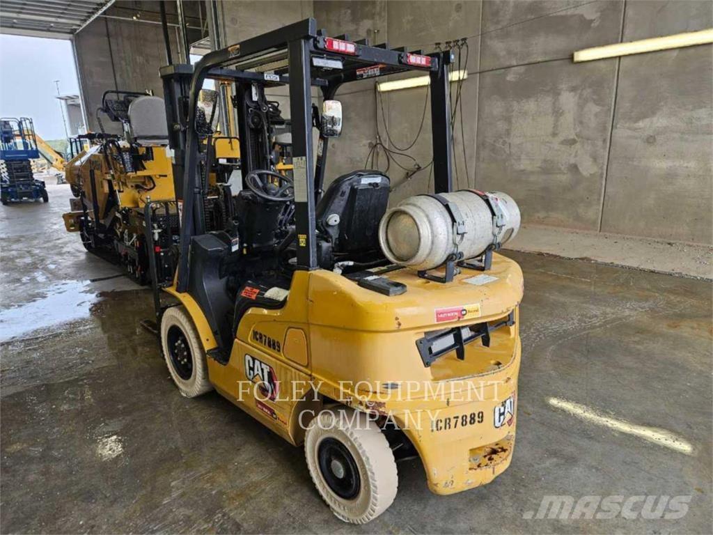CAT GP25N 解体油圧ショベル
