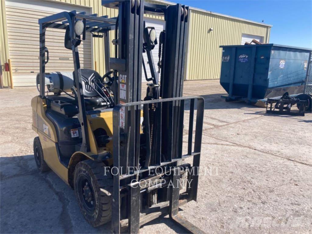 CAT GP25N 解体油圧ショベル