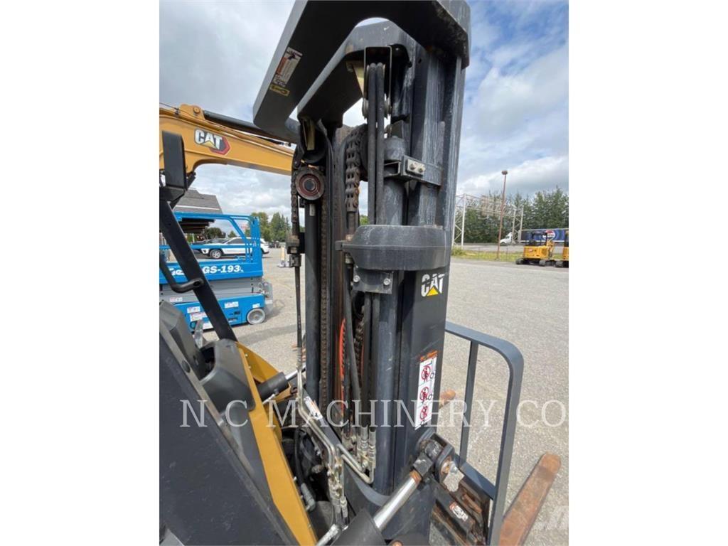 CAT GP30N5 LPGフォークリフト