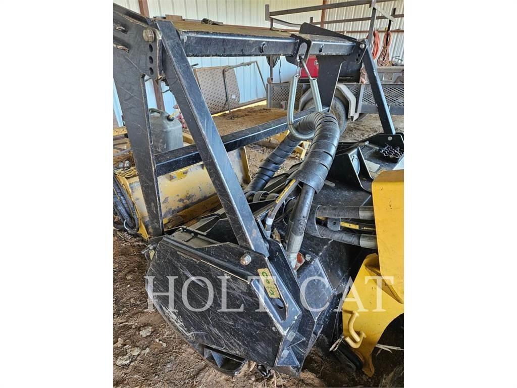 CAT HM416 林業用マルチャー