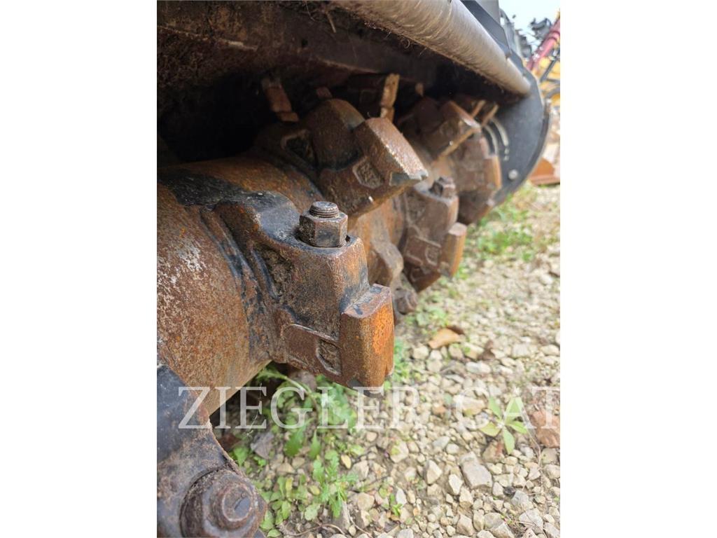 CAT HM418 林業用マルチャー